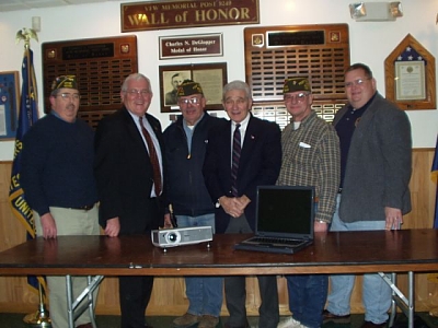 Laptop Computer Projector on Vfw Donates Laptop Computer Projector To Citizen Corps Council 2004